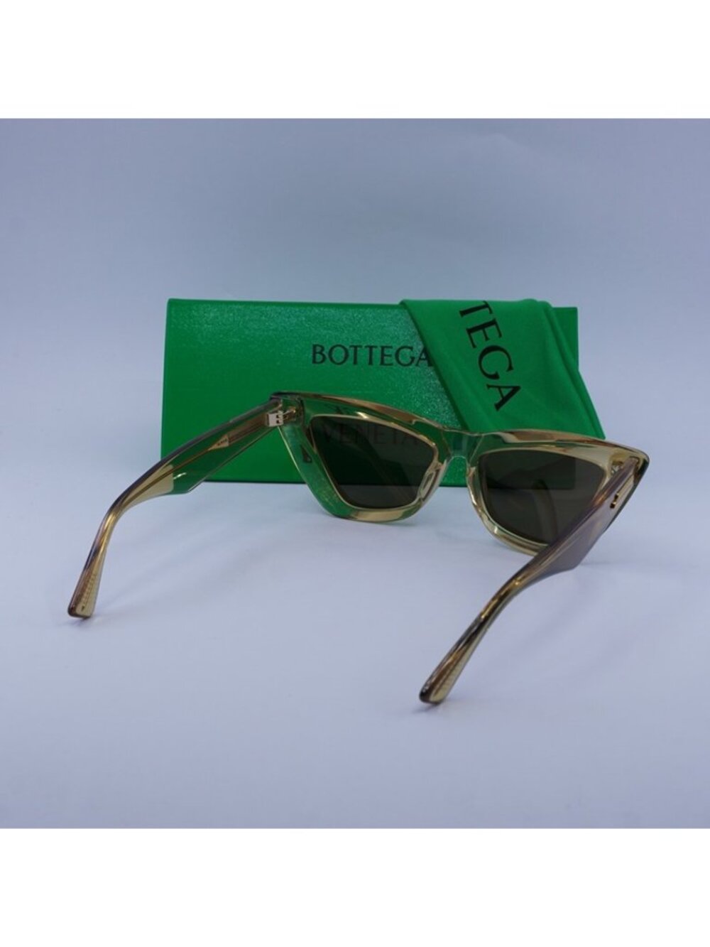 Bottega Veneta BV1101S 007 Sunglasses Brown Cat Eye Frame, Gold Lenses - Picture 11 of 12